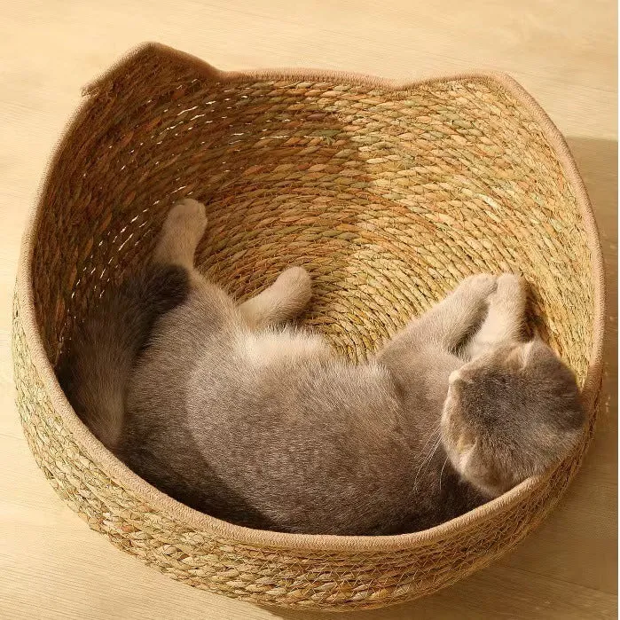 All-season cat scratching board with straw-woven pet bed